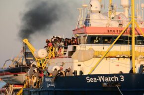 Migration narratives in media and social media: the case of Italy